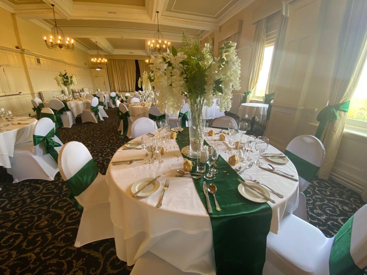 Leasowe Castle Hotel Moreton  Exteriér fotografie
