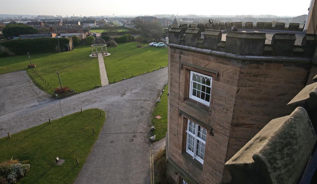 Leasowe Castle Hotel Moreton  Exteriér fotografie