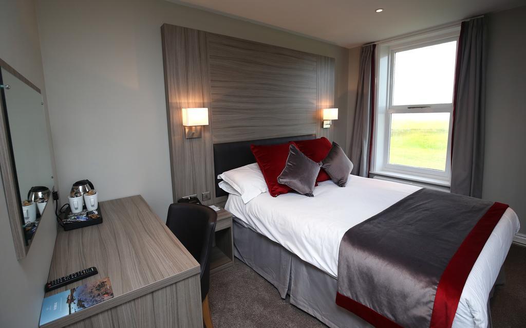 Leasowe Castle Hotel Moreton  Exteriér fotografie