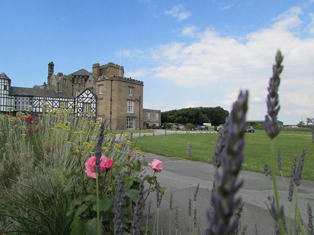 Leasowe Castle Hotel Moreton  Exteriér fotografie