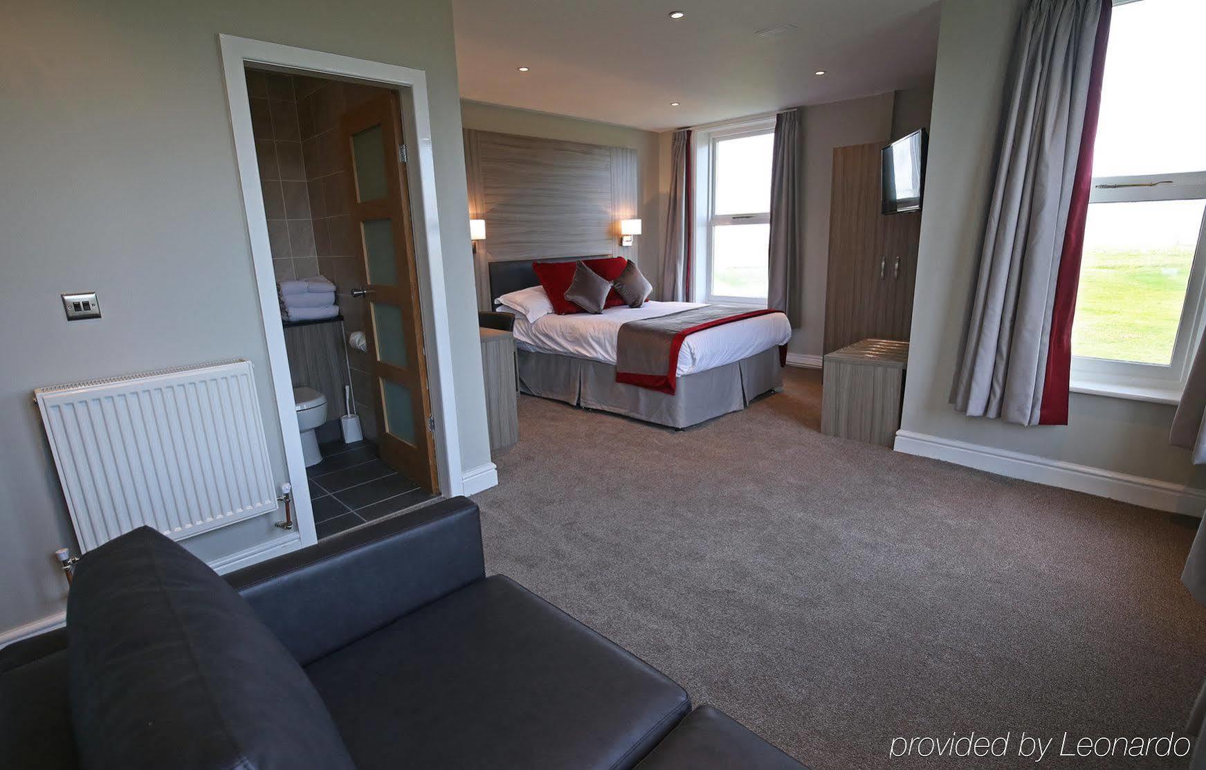 Leasowe Castle Hotel Moreton  Exteriér fotografie